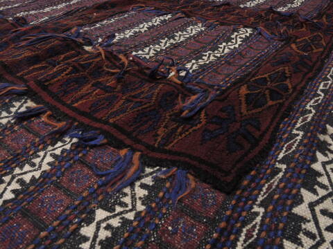 Kilim Red Square Flat Woven 38 X 41  Area Rug 100-110566 Image 5