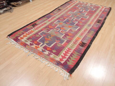 Kilim Red Flat Woven 48 X 92  Area Rug 100-110621 Image 2