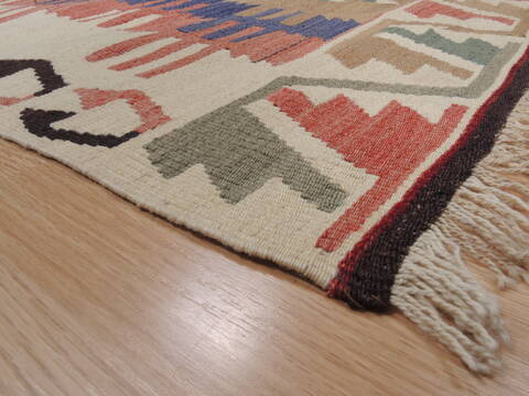 Kilim Beige Flat Woven 31 X 50  Area Rug 100-110649 Image 5