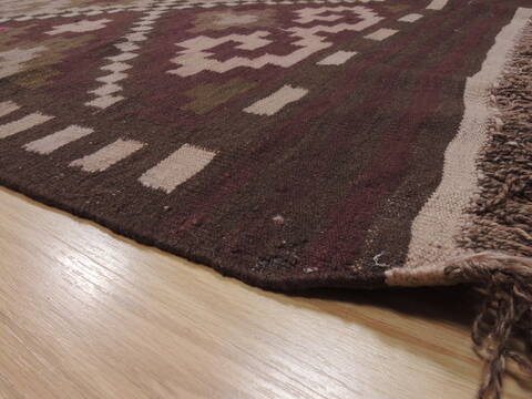 Kilim Brown Runner Flat Woven 54 X 108  Area Rug 100-110660 Image 4