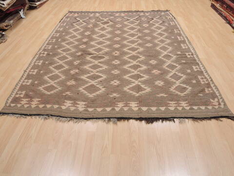 Kilim Brown Flat Woven 67 X 88  Area Rug 100-110670 Image 1