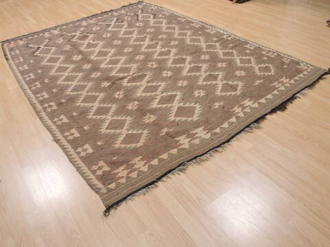 Kilim Brown Flat Woven 67 X 88  Area Rug 100-110670 Image 3