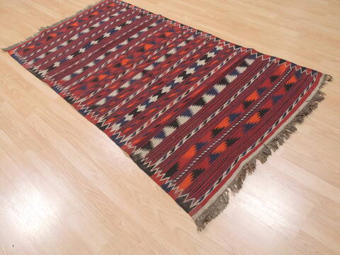 Kilim Red Flat Woven 39 X 63  Area Rug 100-110687 Image 3