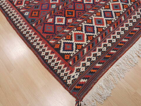 Kilim Red Flat Woven 55 X 80  Area Rug 100-110691 Image 4