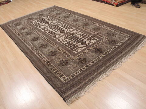 Kilim Brown Flat Woven 57 X 92  Area Rug 100-110706 Image 3