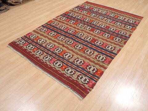 Kilim Red Flat Woven 45 X 73  Area Rug 100-110742 Image 2