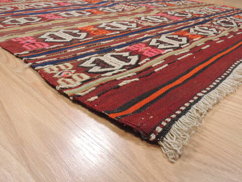 Kilim Red Flat Woven 45 X 73  Area Rug 100-110742 Image 6