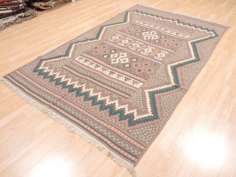 Kilim Beige Flat Woven 50 X 84  Area Rug 100-110762 Image 2