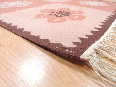 Kilim Beige Flat Woven 30 X 50  Area Rug 100-110763 Image 4