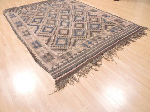 Kilim Brown Flat Woven 66 X 92  Area Rug 100-110826 Image 3