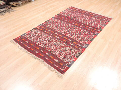 Kilim Red Flat Woven 38 X 63  Area Rug 100-110880 Image 2