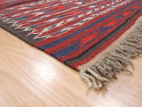 Kilim Red Flat Woven 39 X 61  Area Rug 100-110882 Image 4