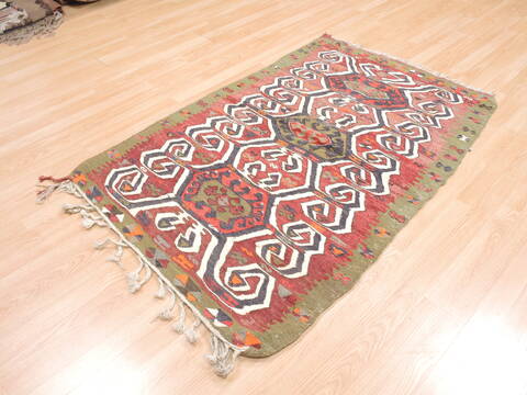 Kilim Green Flat Woven 33 X 52  Area Rug 100-110890 Image 1
