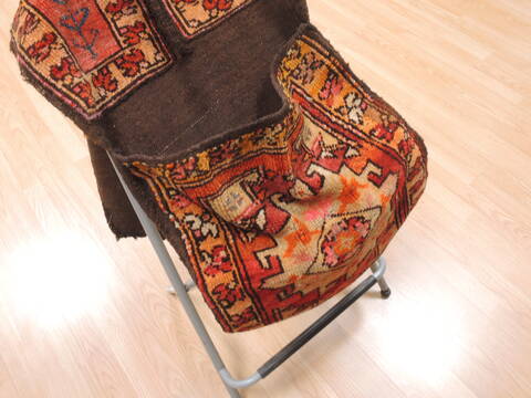 Khan Mohammadi Red Hand Knotted 16 X 46  Area Rug 100-110939 Image 3