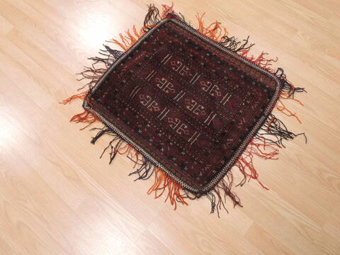 Baluch Red Square Hand Knotted 110 X 22  Area Rug 100-110970 Image 5