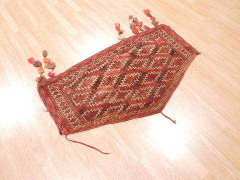 Baluch Red Hand Knotted 20 X 37  Area Rug 100-110977 Image 4