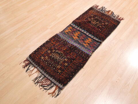 Turkman Red Hand Knotted 17 X 31  Area Rug 100-110990 Image 1