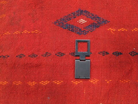 Baluch Red Square Hand Woven 18 X 22  Area Rug 100-111019 Image 6