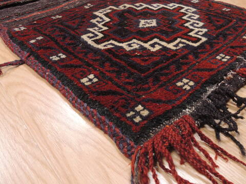 Baluch Red Hand Knotted 17 X 37  Area Rug 100-111023 Image 4