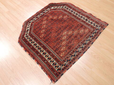 Baluch Red Square Hand Knotted 31 X 35  Area Rug 100-111030 Image 4