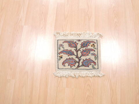Kashan White Square Hand Knotted 10 X 13  Area Rug 100-111033 Image 1