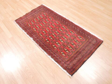 Baluch Red Hand Knotted 20 X 43  Area Rug 134-111088 Image 3