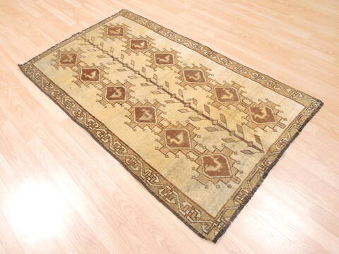Baluch Beige Hand Knotted 33 X 57  Area Rug 134-111094 Image 1