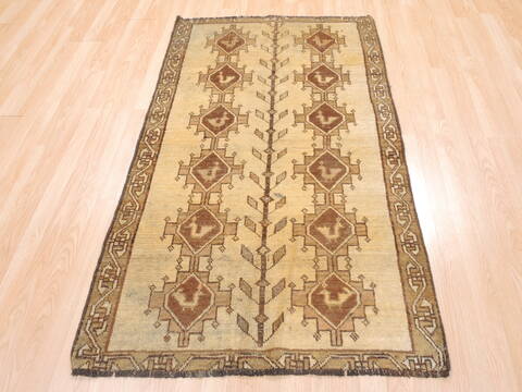 Baluch Beige Hand Knotted 33 X 57  Area Rug 134-111094 Image 2