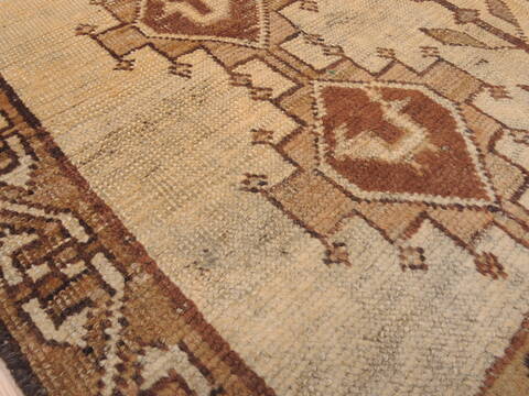 Baluch Beige Hand Knotted 33 X 57  Area Rug 134-111094 Image 6