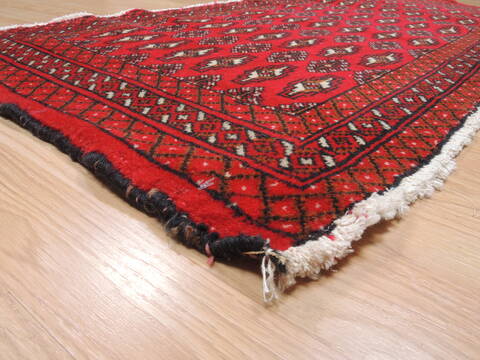 Baluch Red Hand Knotted 20 X 43  Area Rug 134-111119 Image 5