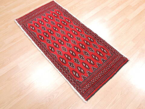 Baluch Red Hand Knotted 20 X 43  Area Rug 134-111122 Image 2