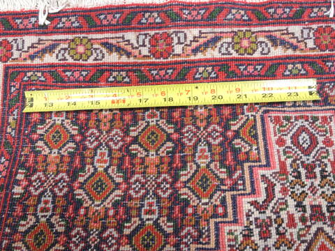 Sanandaj Red Hand Knotted 24 X 37  Area Rug 100-111978 Image 9