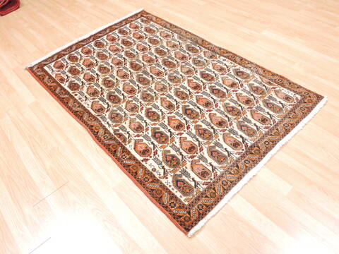Shahre Babak Cream Hand Knotted 37 X 55  Area Rug 100-111988 Image 3