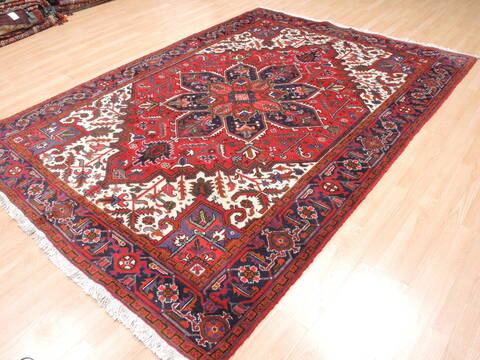 Heriz Red Hand Knotted 70 X 100  Area Rug 100-111992 Image 13