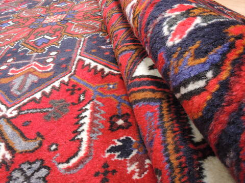 Heriz Red Hand Knotted 70 X 100  Area Rug 100-111992 Image 9