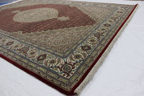 Mahi Red Hand Knotted 69 X 910  Area Rug 902-111996 Image 1