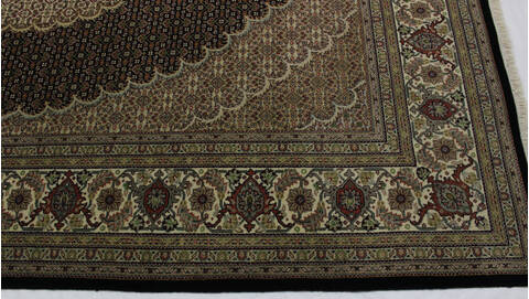Mahi Black Hand Knotted 82 X 99  Area Rug 902-112010 Image 2