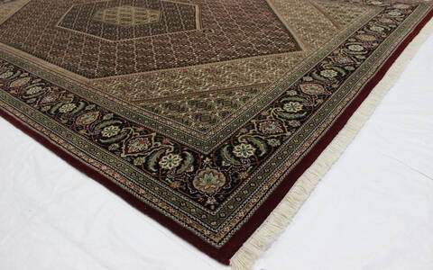 Mahi Red Hand Knotted 66 X 100  Area Rug 902-112015 Image 1