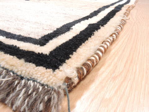 Gabbeh Beige Hand Knotted 35 X 51  Area Rug 100-112025 Image 6