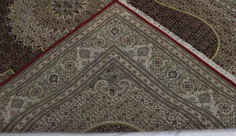 Mahi Red Hand Knotted 83 X 1111  Area Rug 902-112026 Image 3