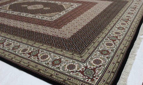 Mahi Black Hand Knotted 83 X 1111  Area Rug 902-112027 Image 1