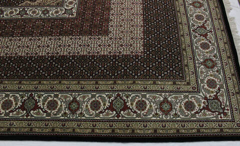 Mahi Black Hand Knotted 83 X 1111  Area Rug 902-112027 Image 2