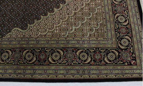 Mahi Black Hand Knotted 84 X 115  Area Rug 902-112028 Image 2
