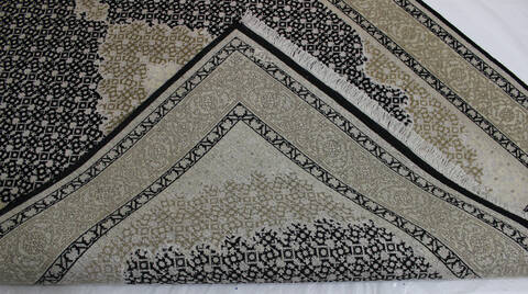 Mahi Black Hand Knotted 411 X 610  Area Rug 902-112037 Image 3