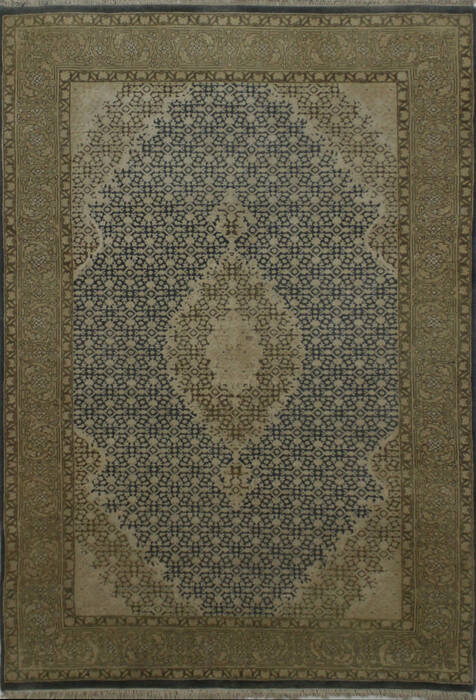 Mahi Green Hand Knotted 40 X 60  Area Rug 902-112043 Image 0