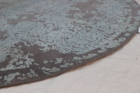 Bhadohi Grey Round Hand Knotted 80 X 80  Area Rug 902-112145 Image 2