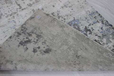 Modern Green Hand Loomed 56 X 80  Area Rug 902-112157 Image 3