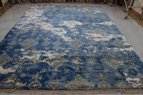 Modern Blue Hand Knotted 90 X 124  Area Rug 905-112233 Image 1