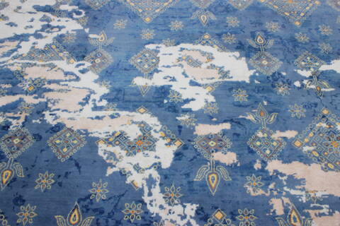 Modern Blue Hand Knotted 90 X 124  Area Rug 905-112233 Image 6