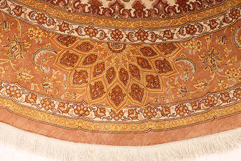 Qum Yellow Round Hand Knotted 67 X 67  Area Rug 254-112240 Image 6